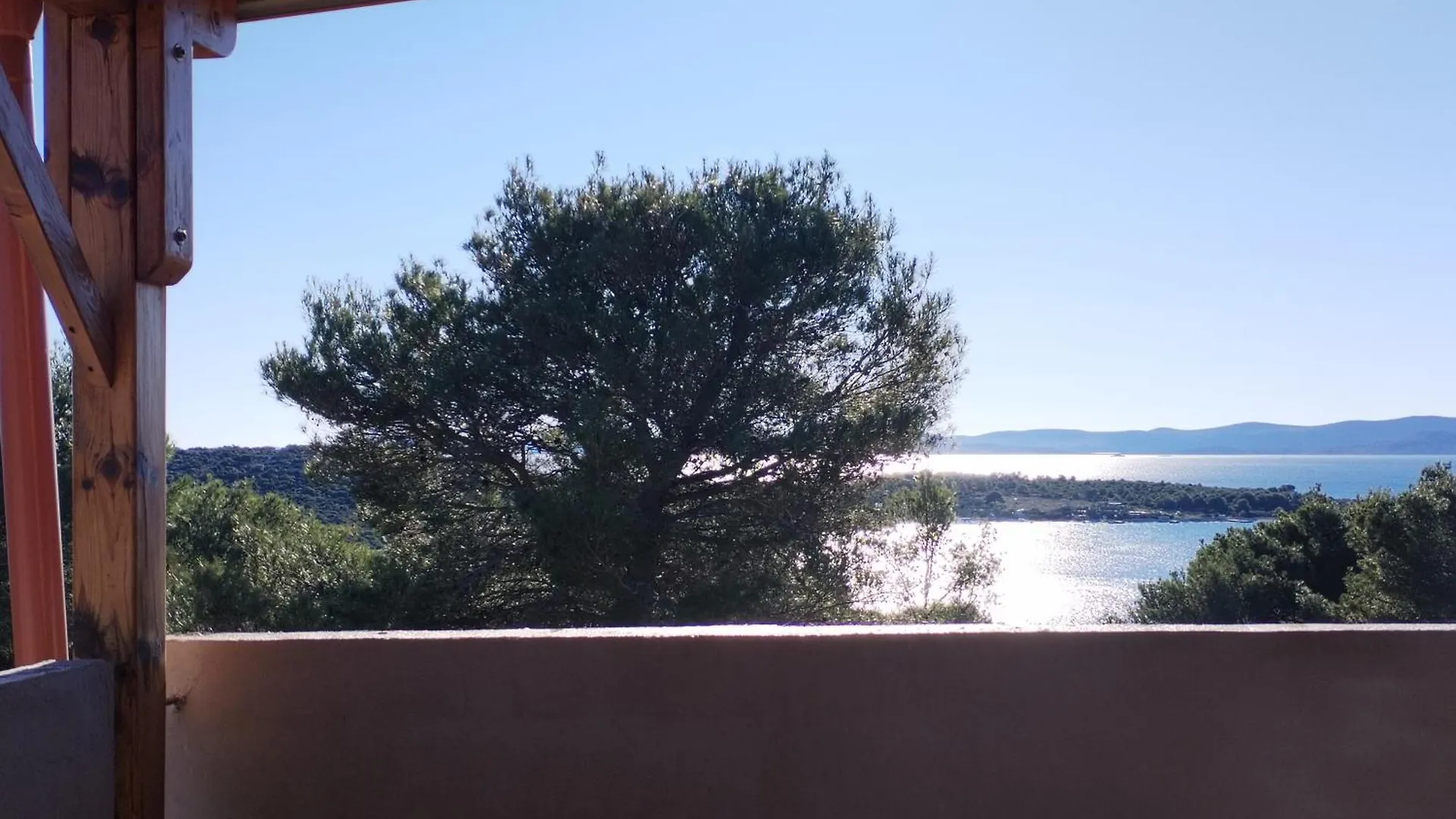 Kucica Bona Villa Otok Zizanj 0*,  Croatia